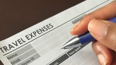Managing travel expenses effectively for your journey